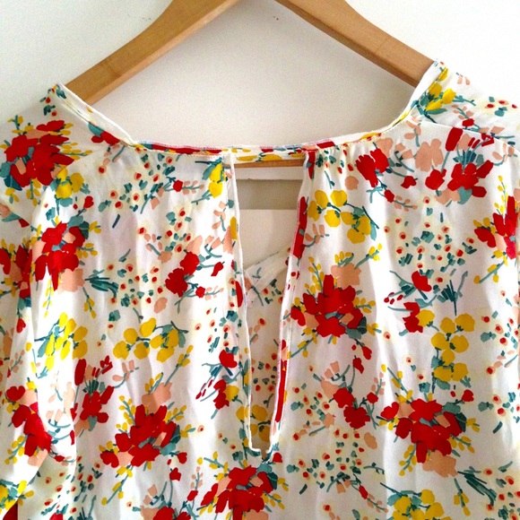 Zara • delicate silky blouse floral print - Picture 5 of 6